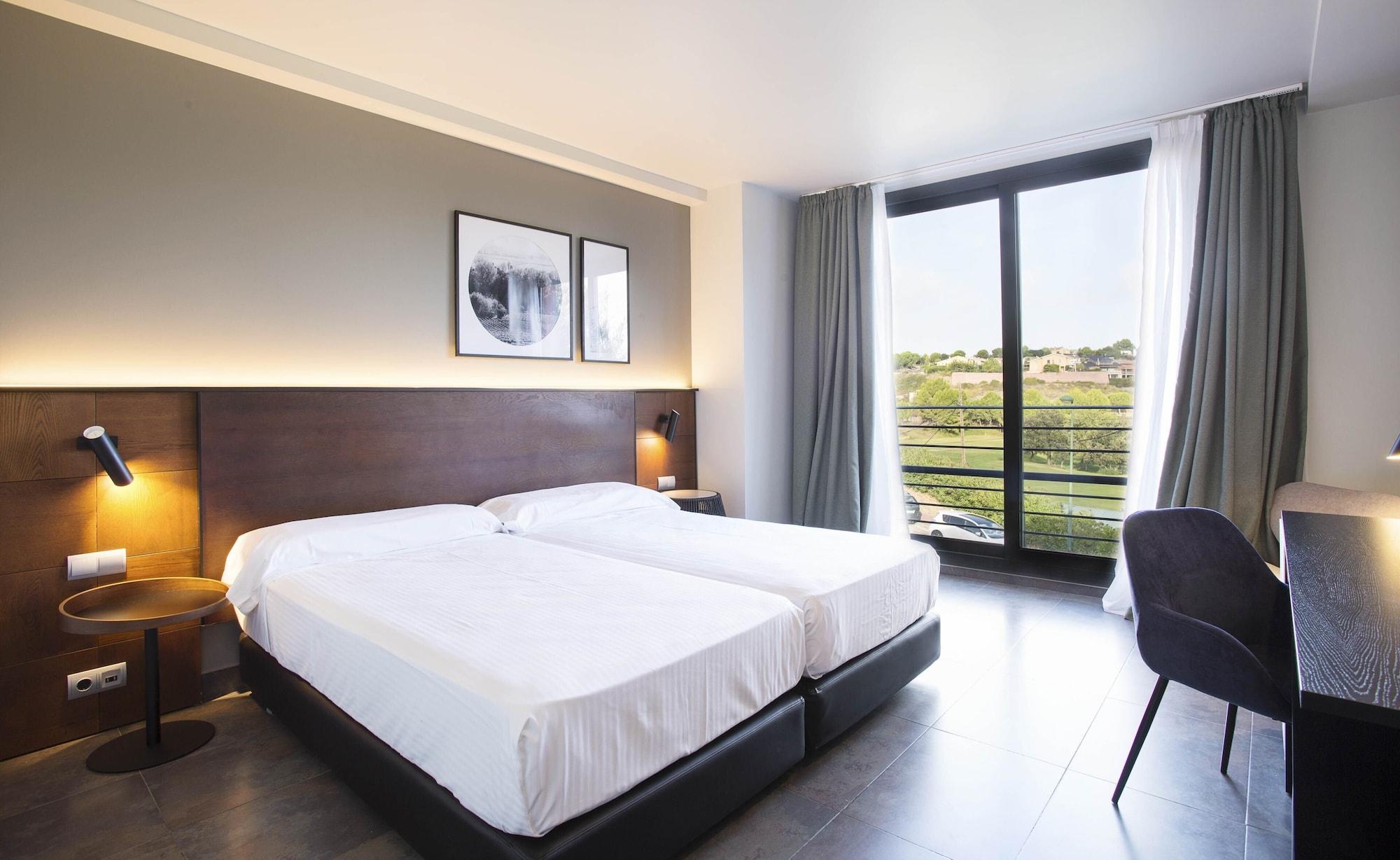 Dolce By Wyndham Barcelona Resort Sant Esteve Sesrovires Exterior foto