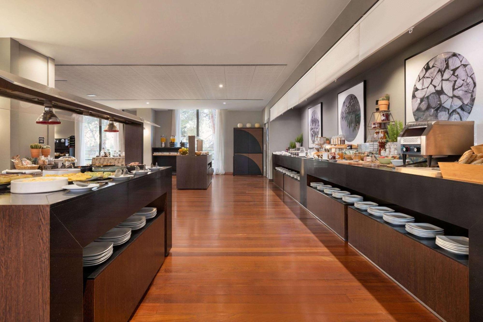 Dolce By Wyndham Barcelona Resort Sant Esteve Sesrovires Exterior foto