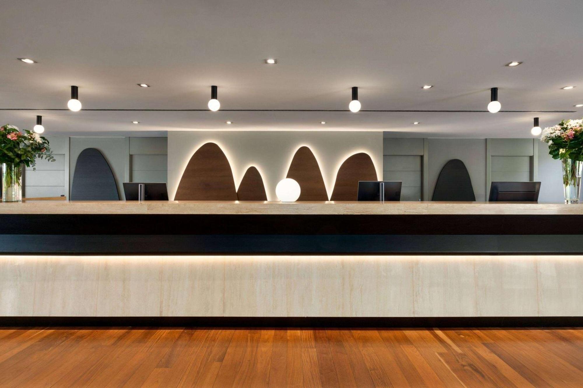 Dolce By Wyndham Barcelona Resort Sant Esteve Sesrovires Exterior foto