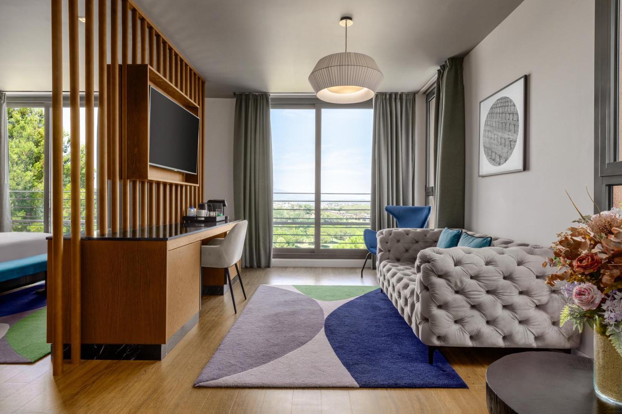 Dolce By Wyndham Barcelona Resort Sant Esteve Sesrovires Exterior foto